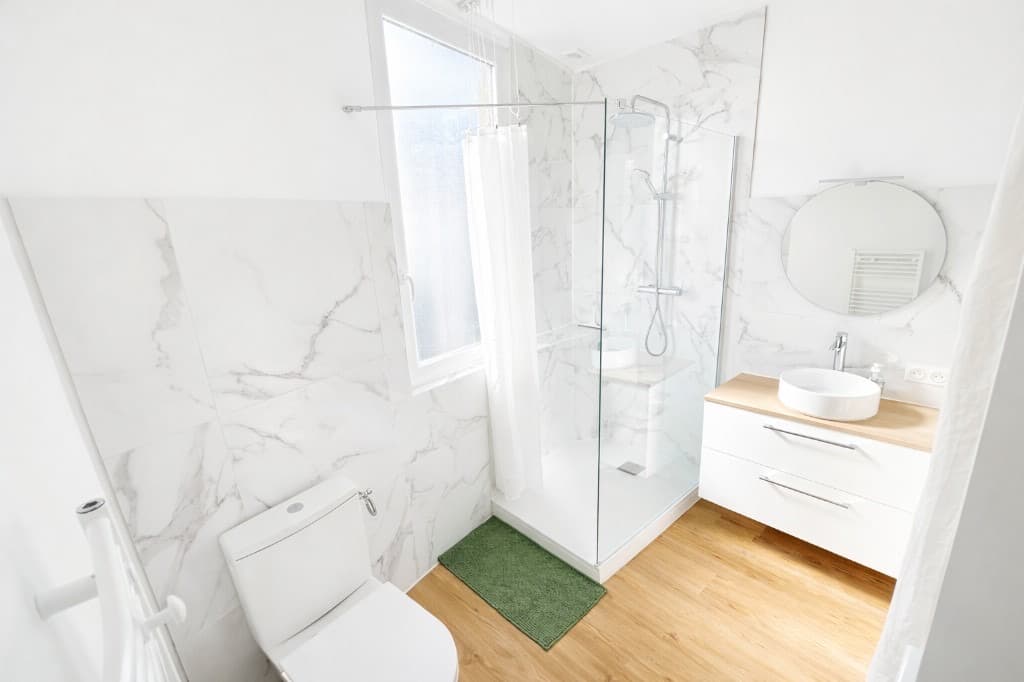 Appartement du 1er étage — salle d'eau